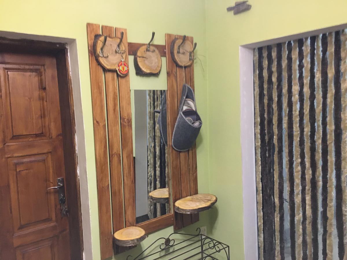 Apartment On Stefanyka 42/5 ベレホヴェ エクステリア 写真